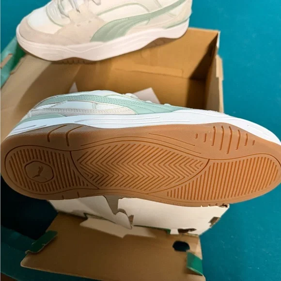 Puma Low-Top Sneakers in Mint Green and Cream